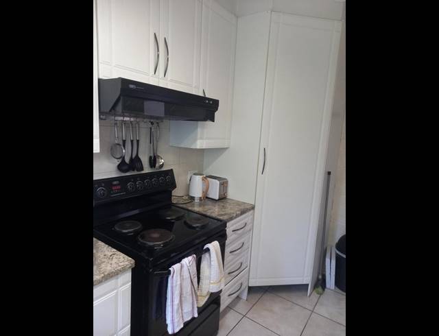 2 BEDROOM PROPERTY TO RENT IN DARRENWOOD